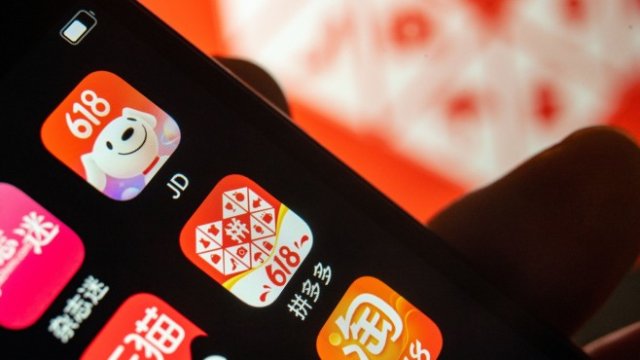 <p>
	<em>Снимка: Chan Long Hei/Bloomberg</em></p>
