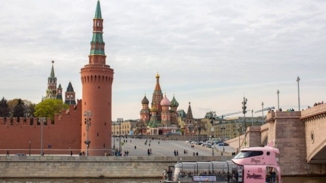 <p>
	За първи път от близо 30 години няма да има наблюдатели от ОССЕ на руски избори.&nbsp;<em>Снимка: Bloomberg</em></p>
