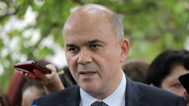 <p>
	Бисер Петков С<em>нимка: БТА</em></p>
