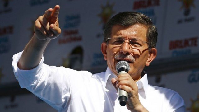 <p>
	Ахмет Давутоглу. <em>Снимка: архив, Ройтерс</em></p>
