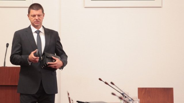 <p>
	Красимир Влахов<em>. Снимка: Димитър Кьосемарлиев, Investor Media Group</em></p>
