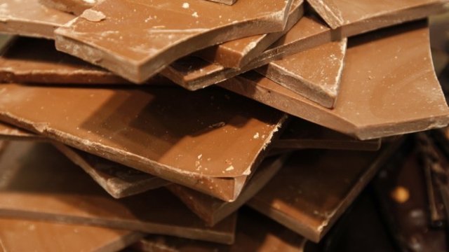 <p>
	Шоколадът в България е с по-добро качество, установи БАБХ. <em>Снимка: Архив Ройтерс</em></p>

