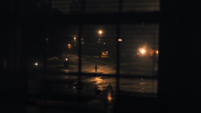 Кадър от &quot;Оръжия&quot;. Снимка: Warner Bros. Ent.