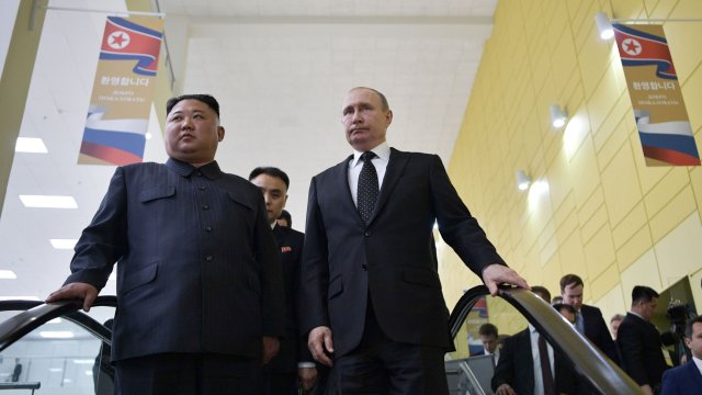 Ким Чен Ун и Владимир Путин. Снимка: Bloomberg LP