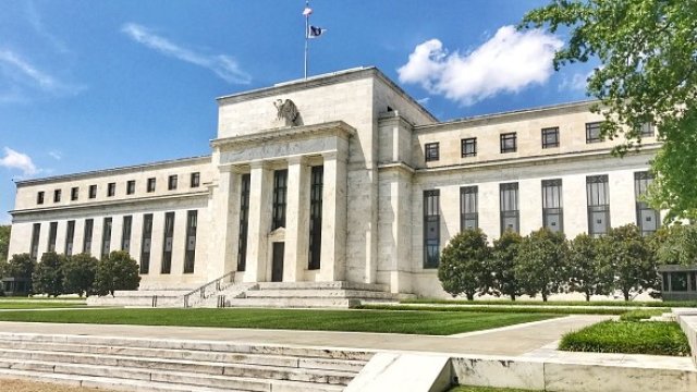 <p>
	Централата на Фед във Вашингтон. <em>Снимка: Getty</em></p>
