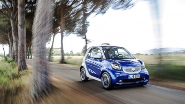 <p>
	<em>Снимка: media.daimler.com</em></p>
