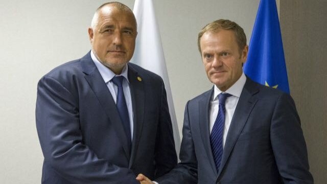 <p>
	Българският премиер Бойко Борисов и председателят на Европейския съвет Доналд Туск. <em>Снимка: MС</em></p>
