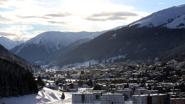 Гледка към Давос от хотел Шацалп. Снимка: Bloomberg