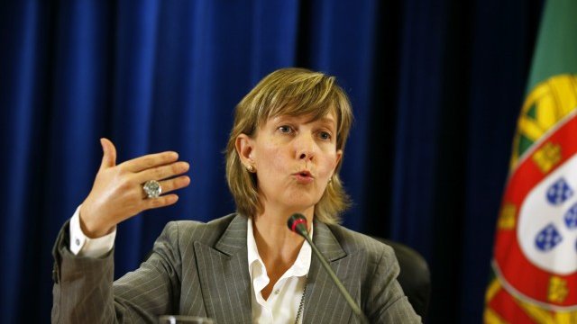 <p>
	Португалският министър на финансите Мария Луиш Албукерке. <em>Снимка: Ройтерс</em></p>
