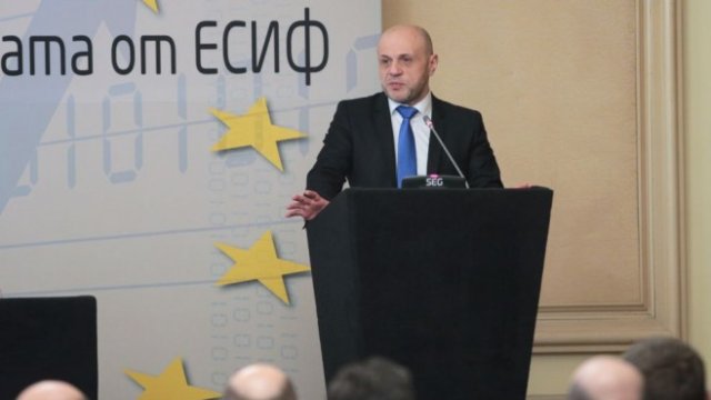 <p>
	Томислав Дончев. <em>Снимка: БТА</em></p>
