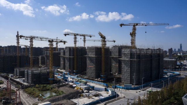 Глътка въздух за буксуващия строителен сектор в Китай. Снимка: Bloomberg LP