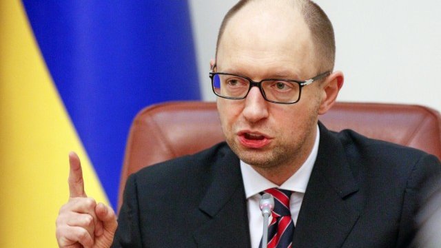 <p>
	Премиерът на Украйна Арсений Яценюк. <em>Снимка: Ройтерс</em></p>
