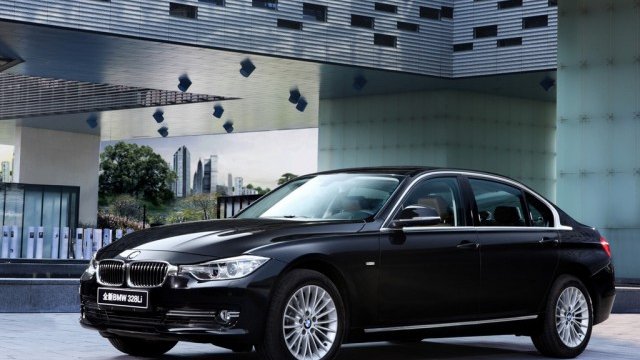 <p>
	Удължената версия на BMW 3-Series, която се предлага само в Китай. Снимка: BMW</p>
