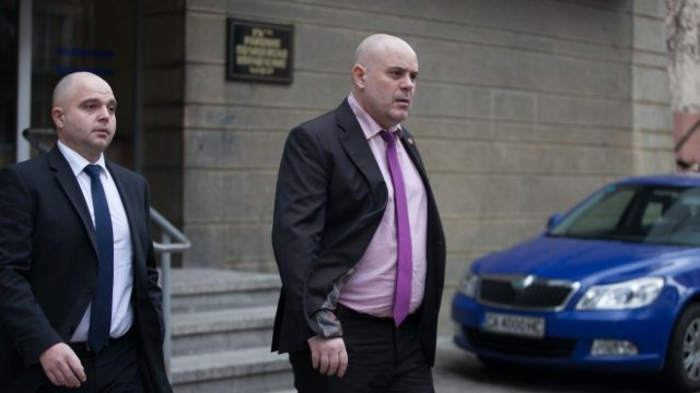 <p>
	Главният прокурор Иван Гешов.<em> Снимка: Димитър Кьосемарлиев, Investor Media Group</em></p>
