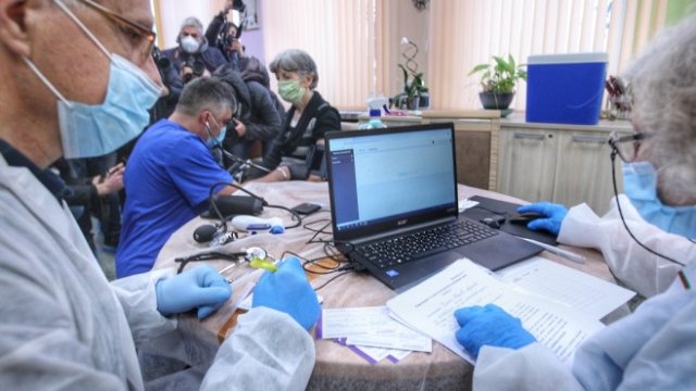 <p>
	<em font-size:="" pt="" style="color: rgb(102, 102, 102); font-family: ">Снимка: Димитър Кьосемарлиев, Investor Media Group</em></p>
