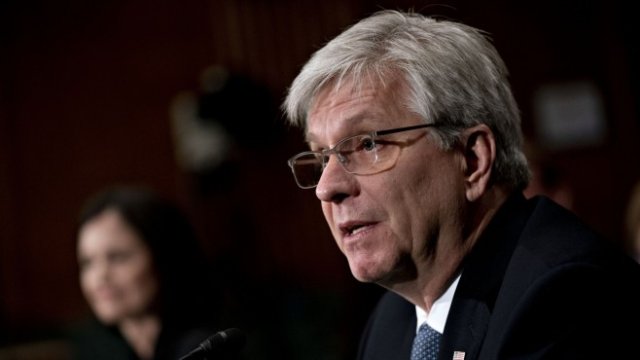 <p>
	<em>Кристофър Уолър. Снимка:&nbsp;Andrew Harrer/Bloomberg</em></p>
