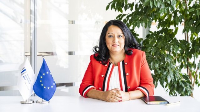 <p>
	<em>Лиляна Павлова, вицепрезидент на ЕИБ.&nbsp;</em><em>Снимка: ЕИБ</em></p>
