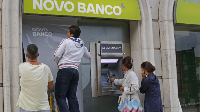 <p style="text-align: justify;">
	Novo Banco. <em>Снимка: Ройтерс</em></p>

