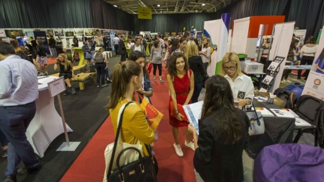 <p>
	<em>Снимка:&nbsp;Кариера в България</em></p>
