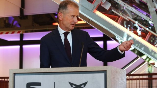 <p>
	Главният изпълнителен директор Херберт Дийс. <em>Снимка: Bloomberg L.P.</em></p>
