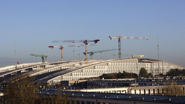 <p>
	Част от модерната бъдеща централа на НАТО. <em>Снимка: Ройтерс</em></p>
