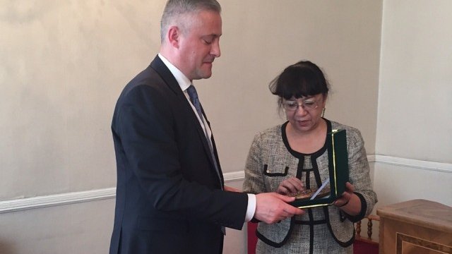 <p>
	Божидар Лукарски и&nbsp;Галина Саидова. Снимка: <em>Министерство на икономиката</em></p>
