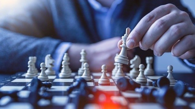 Колко често грешат лидерите?