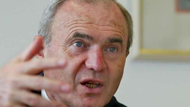 <p>
	Отмар Исинг. <em>Снимка: Ройтерс</em></p>
