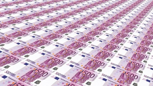 Даниела Бобева: Нужна е комуникационна кампания за еврото