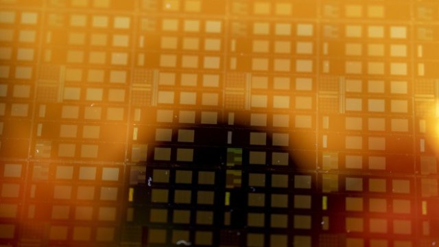 <p>
	<em>Снимка:&nbsp;Olivier Matthys/Bloomberg</em></p>
