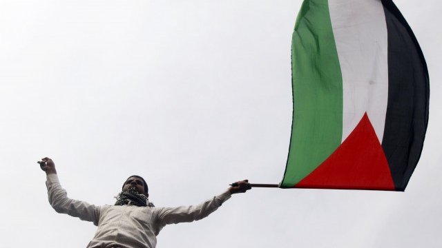 <p>
	Протестите в Египет набират сила. Снимка: Ройтерс</p>
