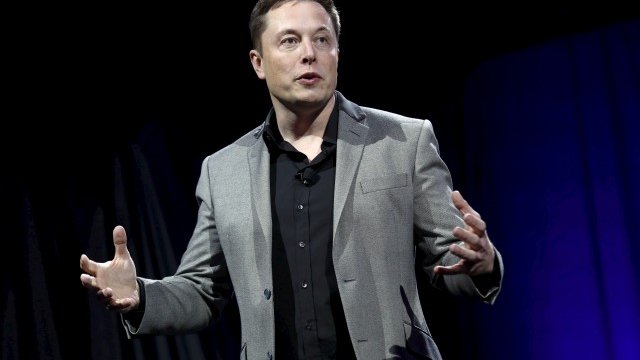 <p>
	Илон Мъск. Снимка: архив Ройтерс</p>
