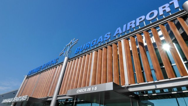 <p>
	Летището в Бургас. <em>Снимка:&nbsp;Фрапорт Туин Стар Еърпорт Мениджмънт</em></p>
