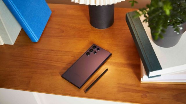 <p>
	<em>Снимка: Samsung Electronics</em></p>
