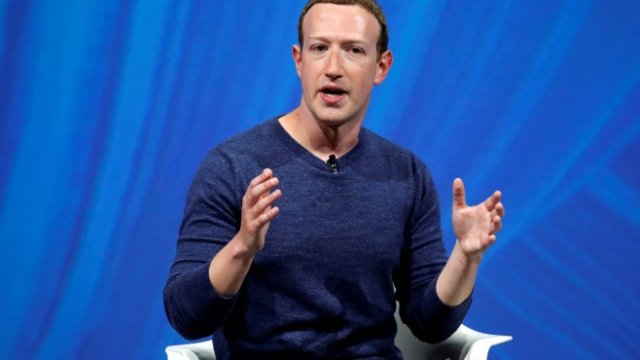 <p>
	Главният изпълнителен директор на Facebook Марк Зукърбърг по време на конференцията Viva Tech start-up and technology в Париж, Франция. Снимка: Архив Ройтерс&nbsp;</p>
