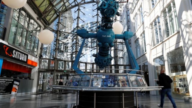 <p>
	Шопинг център в германския град Йена. <em>Снимка: Ройтерс</em></p>
