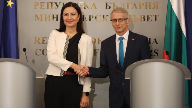 Илиана Иванова и Николай Денков. Снимка: БГНЕС