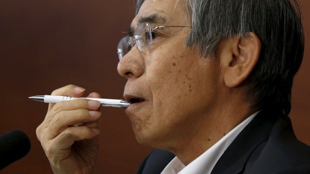 <p>
	Гуверньорът на ЯЦБ Харухико Курода. <em>Снимка: Архив, Ройтерс</em></p>
