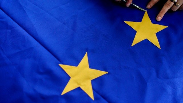 <p>
	Агенцията изразява и опасения от евентуално излизане на Великобритания от Европейския съюз.&nbsp;С<em>нимка: Архив Ройтерс</em></p>
