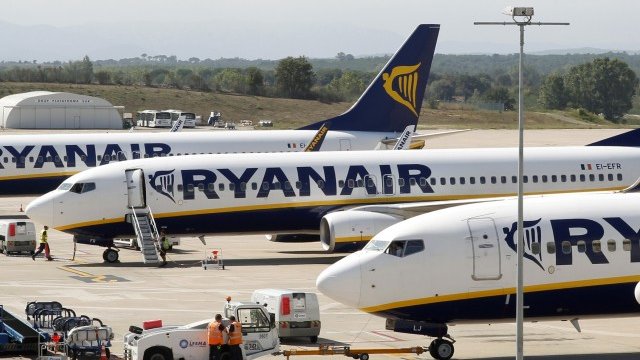 Ryanair повишава годишната си прогноза след силно полугодие