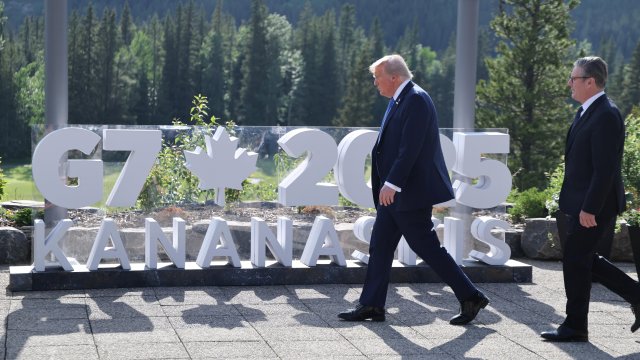 Снимка:EPA/LUDOVIC MARIN / POOL