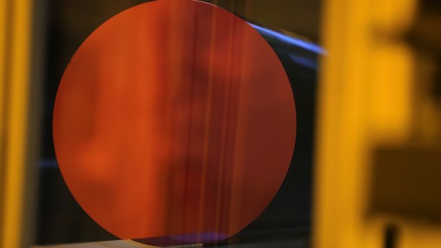 Вашингтон предприема мерки, за да ограничи технологичната експанзия на Китай. Снимка: Bloomberg L.P.