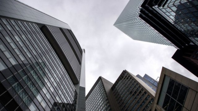 <p>
	Накрая банките може да операт пешкира. <em>Снимка: Bloomberg</em></p>
