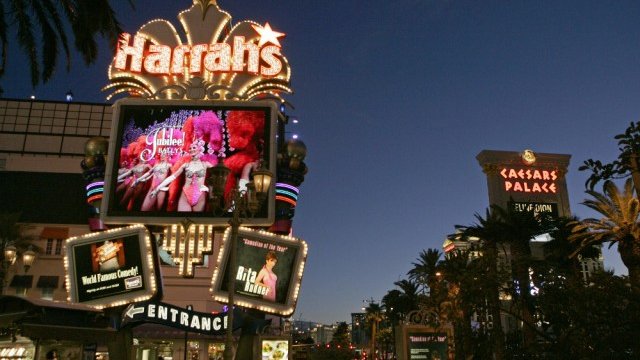 Как може да спечелите 15 млн. долара от една игра Блек джак