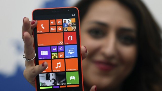 <p>
	Доставките на &ldquo;phablets&rdquo; &nbsp;ще представляват една четвърт от всички продадени смартфони. <em>Снимка: Ройтерс</em></p>
