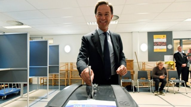 <p>
	премиера на Холандия Марк Рюте. <em>Снимка: Ройтерс</em></p>
