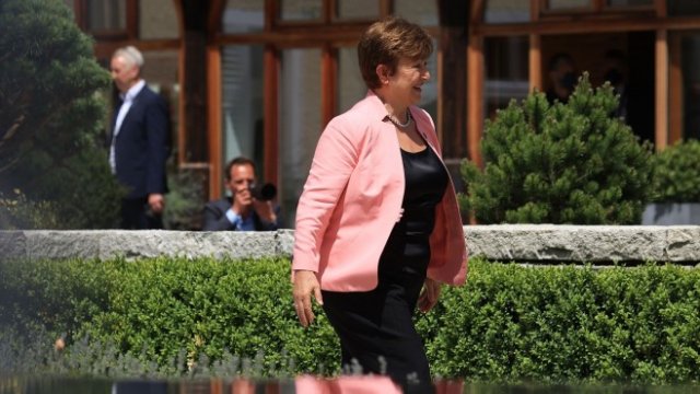 <p>
	Кристалина Георгиева по време на срещата на Г7 в края на юни. <em>Снимка: Krisztian Bocsi/Bloomberg</em></p>
