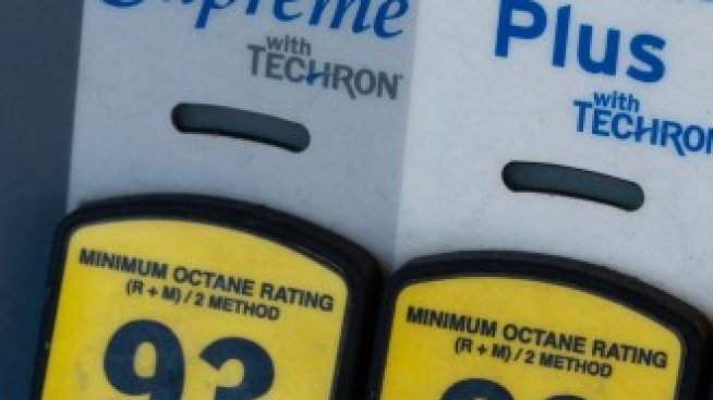 Американците поемат на път с най-високите цени на бензина от 2014 г. насам