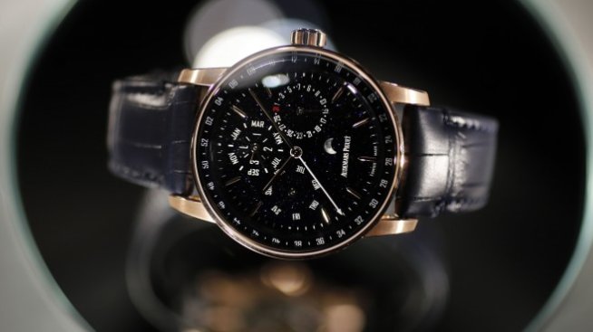 Как да инвестираме в часовници? 