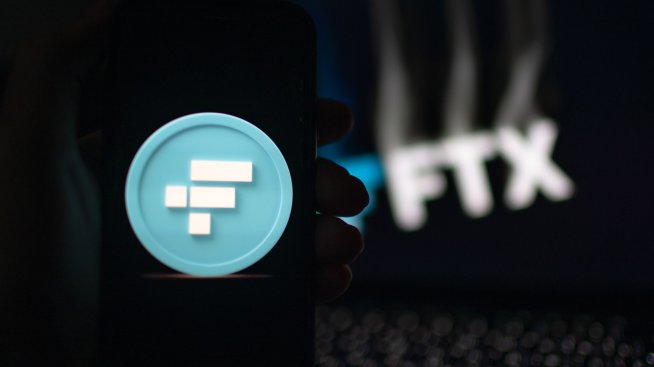 Криптопазарът още носи белезите на FTX